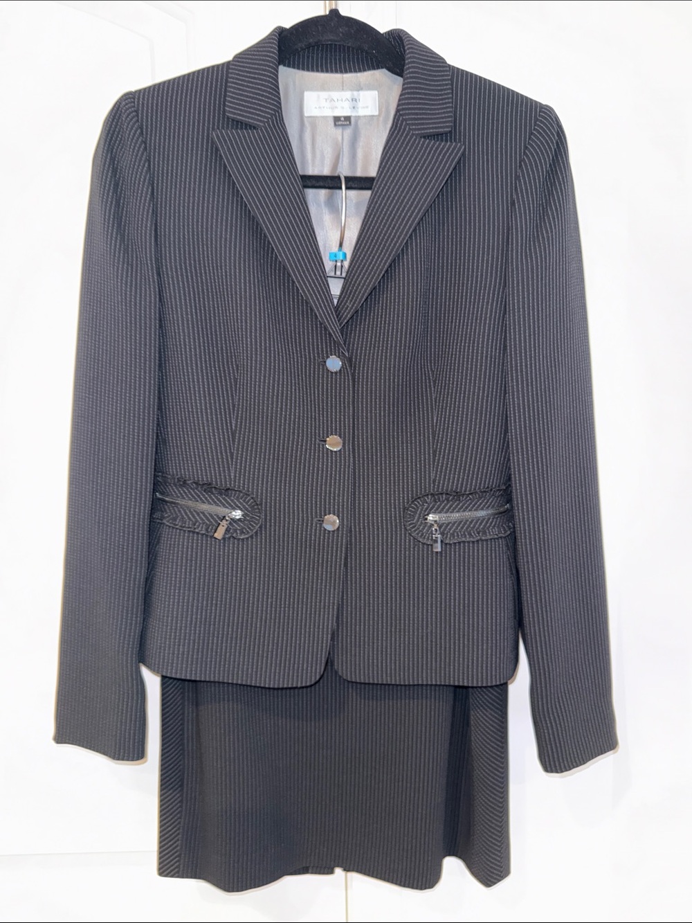 Tahari ASL Black Pinstriped Women's Skirt Suit Blazer with Zip Pockets Size 4